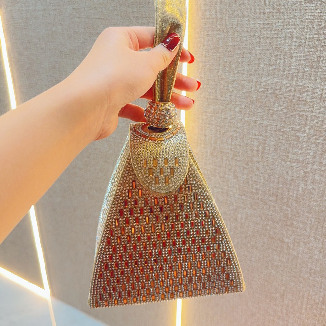 Rhinestones Luxury Evening Bag - Luxury Bags Pyramid review and price
