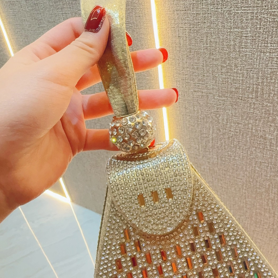 Rhinestones Luxury Evening Bag - Luxury Bags Pyramid review and price
