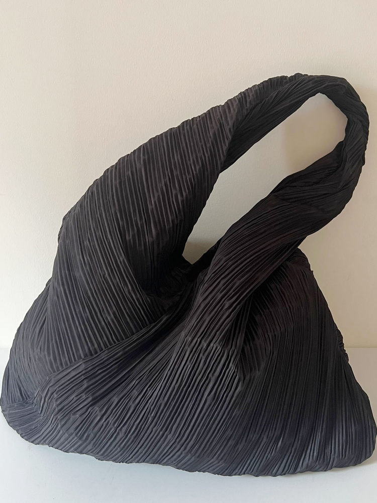 2026 Fashion New Wrinkle Strip - Luxury Bags 2026 Trends review and price